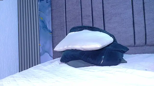 Snapshot of DANIK_STARS chatting on 12.01.25 DANIK STARS online show from 12.01.25