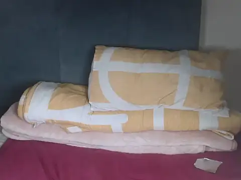 Snapshot of Chocolatebae86 chatting on 12.01.25 Chocolatebae86 online show from 12.01.25