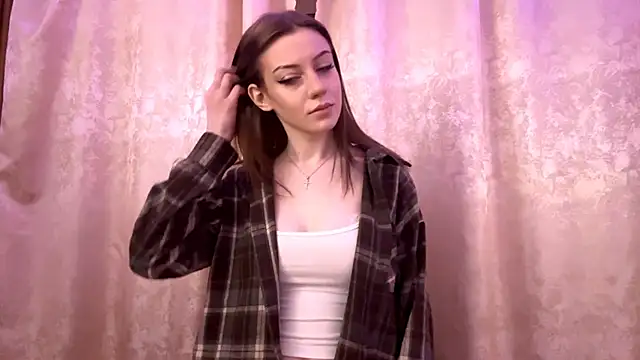 Snapshot of SoonMoilanen chatting on 12.18.25 SoonMoilanen online show from 12.18.25