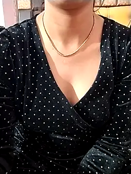 RASHMI SHARMA9 online show from 02.13.26