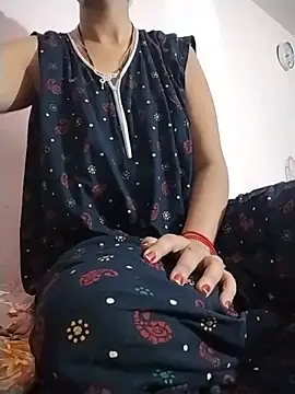Snapshot of RASHMI_SHARMA9 chatting on 05.17.26 RASHMI SHARMA9 online show from 05.17.26