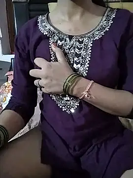 RASHMI SHARMA9 online show from 07.14.26