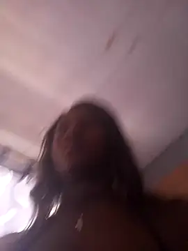 Snapshot of DamarisGreen02 chatting on 12.02.25 DamarisGreen02 online show from 12.02.25