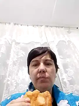 LusiaD online show from 12.22.25