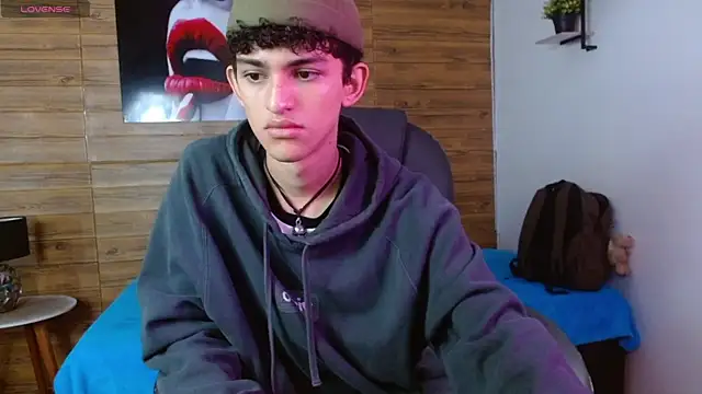 Snapshot of Michaelkoiv chatting on 11.27.25 Michaelkoiv online show from 11.27.25