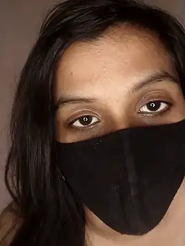 your-Mia07 online show from 12.05.25