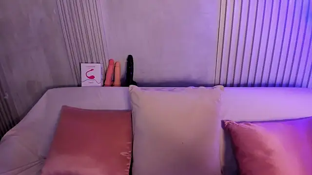 AmberHarpper online show from 12.16.25