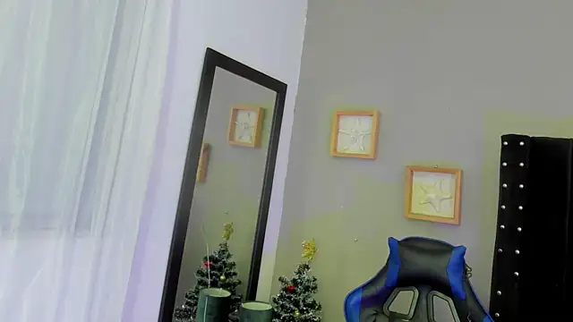 Bryan robayo5 online show from 12.20.25