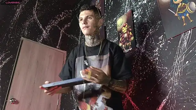 Paulo 527 online show from 12.17.25