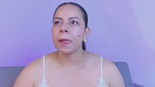 jimena chic1 online show from 07.20.26