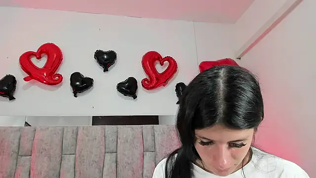 ZafiraNavarro online show from 02.15.26