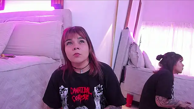 DakottaBluu online show from 12.15.25