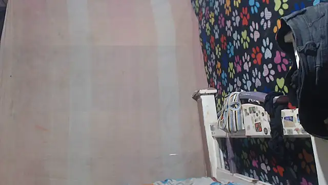 Snapshot of ELIZABET2- chatting on 06.25.26 ELIZABET2- online show from 06.25.26