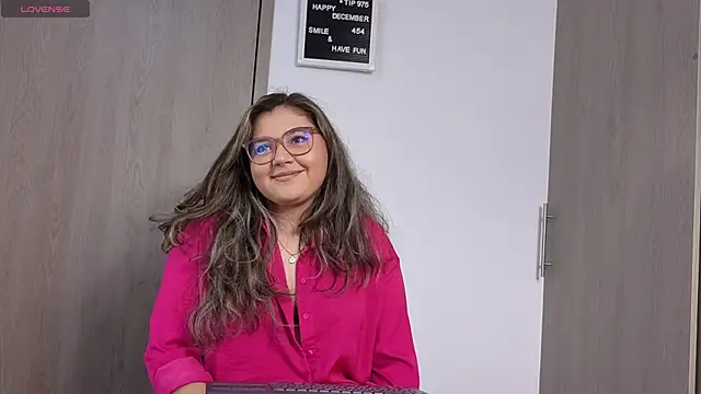 Snapshot of ArianaBlak_ chatting on 12.13.25 ArianaBlak online show from 12.13.25