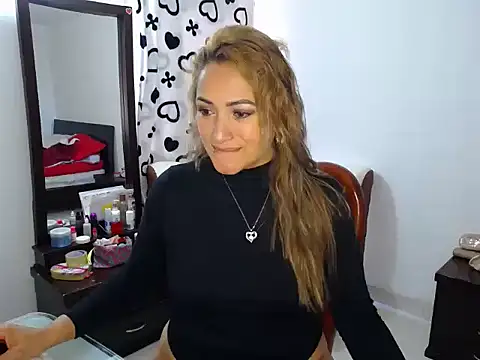 Snapshot of ximenaxcite19 chatting on 12.14.25 ximenaxcite19 online show from 12.14.25