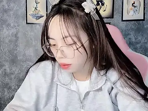 Aria5999 online show from 12.15.25