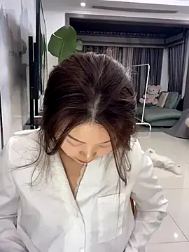 Snapshot of DMG-41 chatting on 12.01.25 DMG-41 online show from 12.01.25