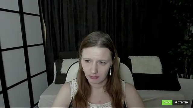 Snapshot of KathrineMeyer chatting on 12.16.25 KathrineMeyer online show from 12.16.25