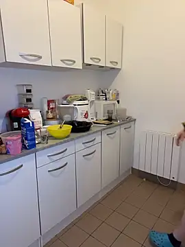 Snapshot of bea_french_curvy chatting on 03.10.26 bea french curvy online show from 03.10.26