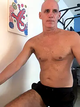 Snapshot of Elosoo chatting on 12.03.25 Elosoo online show from 12.03.25