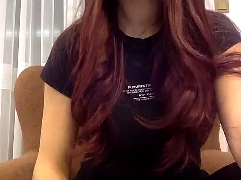 Snapshot of valoriaaaa chatting on 11.30.25 valoriaaaa online show from 11.30.25