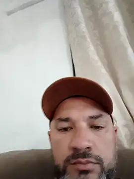 Paugostoso86 online show from 11.28.25