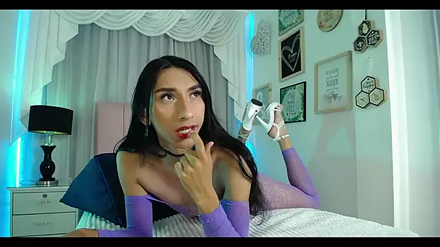 IsabelleDaza online show from 02.21.26