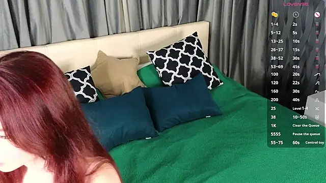 Snapshot of TwistedBilling chatting on 12.04.25 TwistedBilling online show from 12.04.25