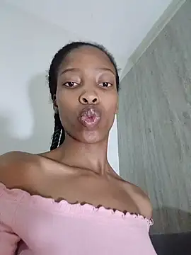 MsParisSmith online show from 02.20.26