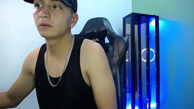 Snapshot of Bagels_ chatting on 12.02.25 Bagels online show from 12.02.25