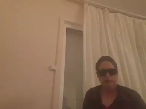 Snapshot of seksialev chatting on 11.27.25 seksialev online show from 11.27.25