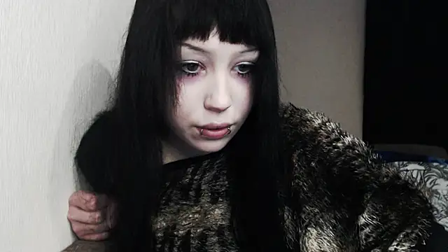 Lucyy666 online show from 12.21.25