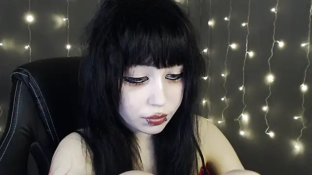 Lucyy666 online show from 02.25.26