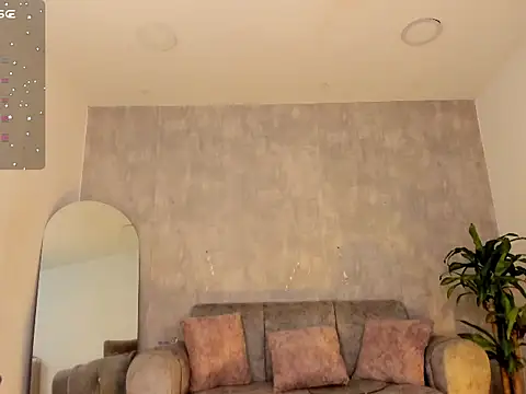 miacoopersx  online show from 12.03.25