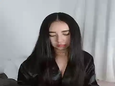 SiennaLorens online show from 03.17.26