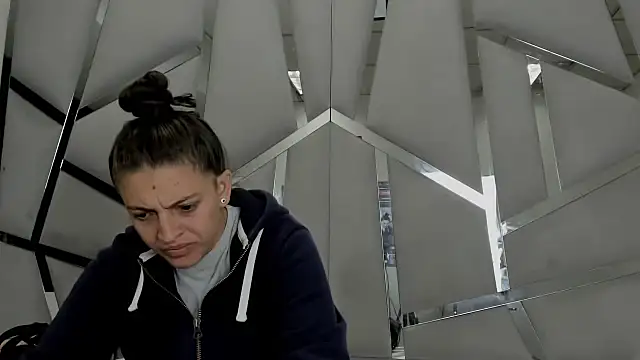 Alyssa Noah online show from 04.30.26