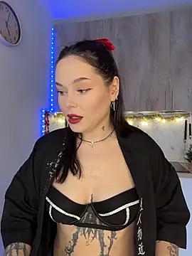 EvaNoirrr online show from 12.05.25