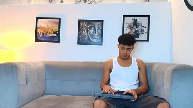 COUPLES BOYS online show from 03.10.26