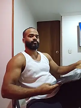 Snapshot of Hiansexxx chatting on 12.15.25 Hiansexxx online show from 12.15.25