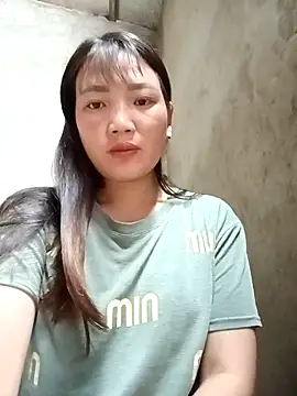 Maymayx2 online show from 12.15.25