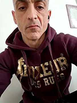 Snapshot of Galanti chatting on 04.03.26 Galanti online show from 04.03.26