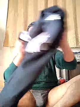 Snapshot of samnick4321 chatting on 11.28.25 samnick4321 online show from 11.28.25