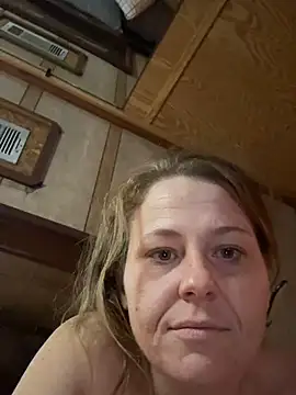 WhitNmike online show from 12.18.25