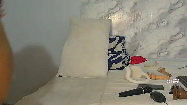 Snapshot of SexyZuluBarbie chatting on 07.08.26 SexyZuluBarbie online show from 07.08.26