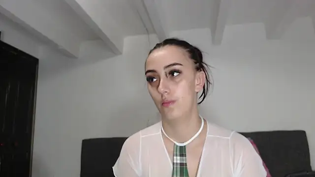 Snapshot of abigail_smith15 chatting on 02.13.26 abigail smith15 online show from 02.13.26