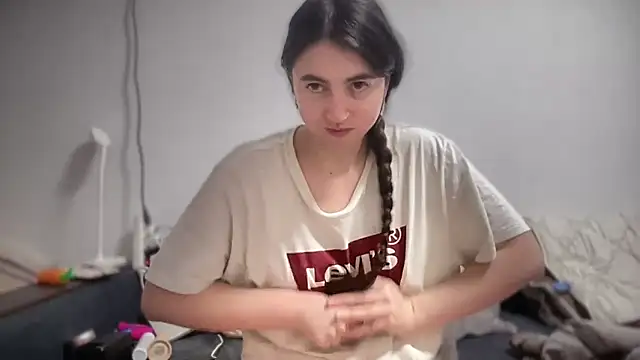 Aphr0ditee online show from 02.09.26