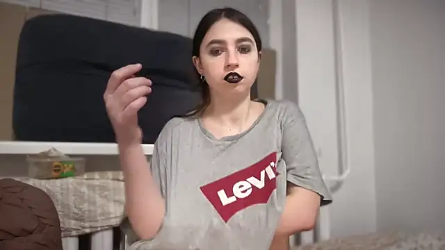 Aphr0ditee online show from 03.06.26