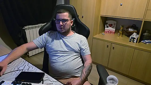 Snapshot of kevinnlovelly chatting on 01.31.26 kevinnlovelly online show from 01.31.26