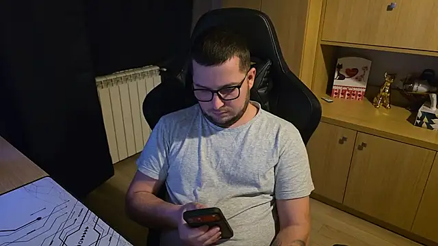 Snapshot of kevinnlovelly chatting on 02.05.26 kevinnlovelly online show from 02.05.26