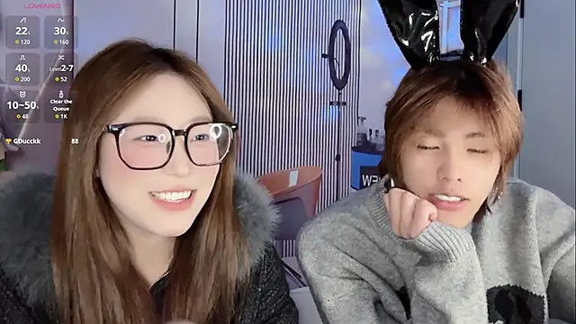 Snapshot of jiajia_z chatting on 12.17.25 jiajia z online show from 12.17.25